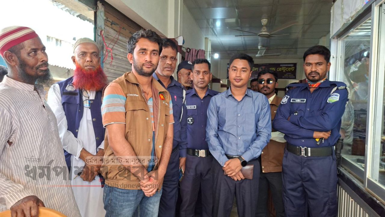 অস্বাস্থ্যকর পরিবেশে খাবার তৈরি, ধর্মপাশায় হোটেলকে জরিমানা